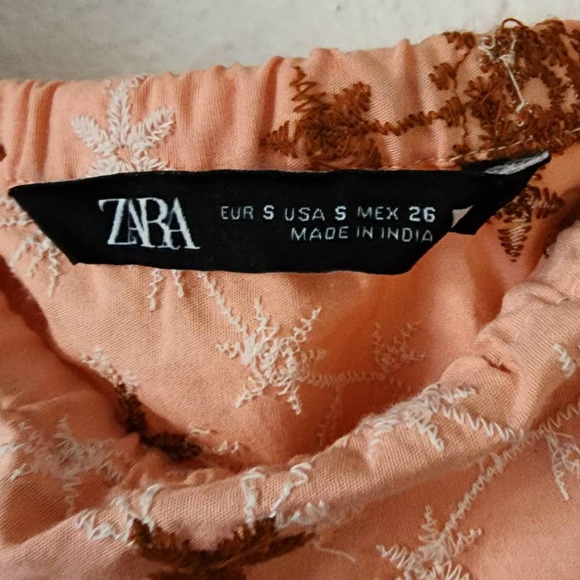 Zara Embroidered Voluminous Crop Top in Salmon - Picture 7 of 14